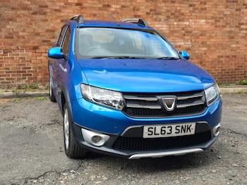Used Dacia Sandero Stepway 2013 for sale - 77768778: Photo