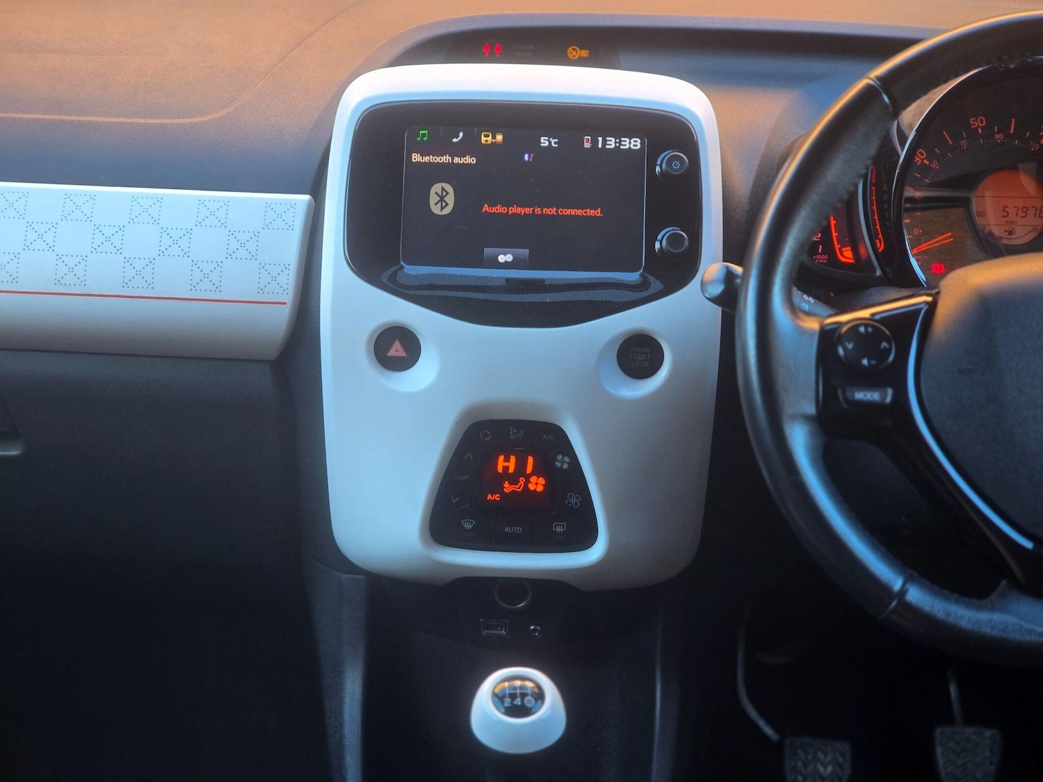 Used Peugeot 108 for sale - 77768286: Photo 28