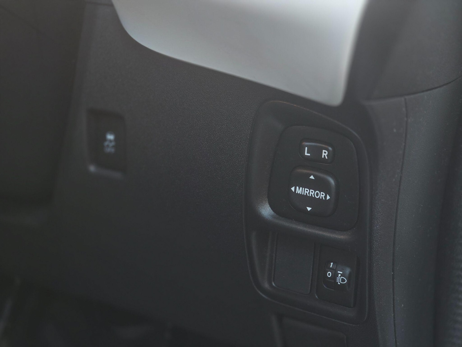 Used Peugeot 108 for sale - 77768286: Photo 34