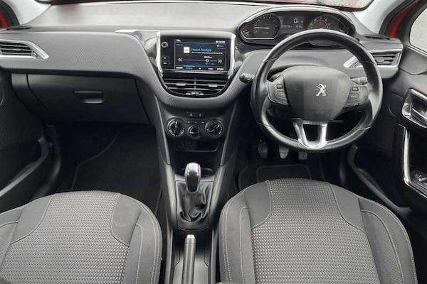 Used Peugeot 208 2018 for sale - 76204462: Photo 12