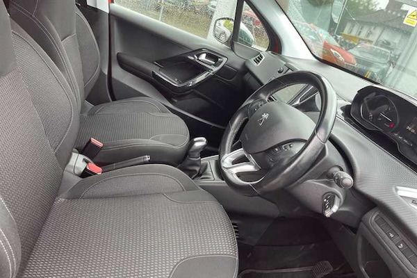 Used Peugeot 208 2018 for sale - 76204462: Photo 37