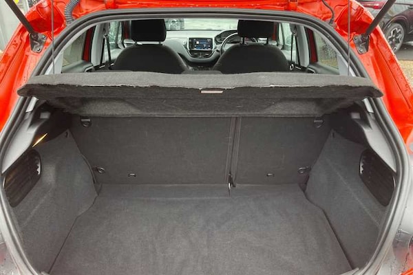 Used Peugeot 208 2018 for sale - 76204462: Photo 43