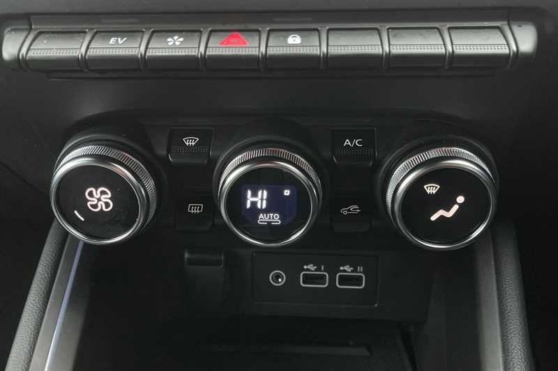 Used Renault Clio 2025 for sale - 77513522: Photo 15