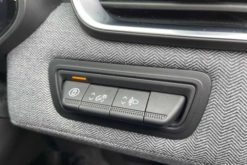 Used Renault Clio 2025 for sale - 77513522: Photo 25