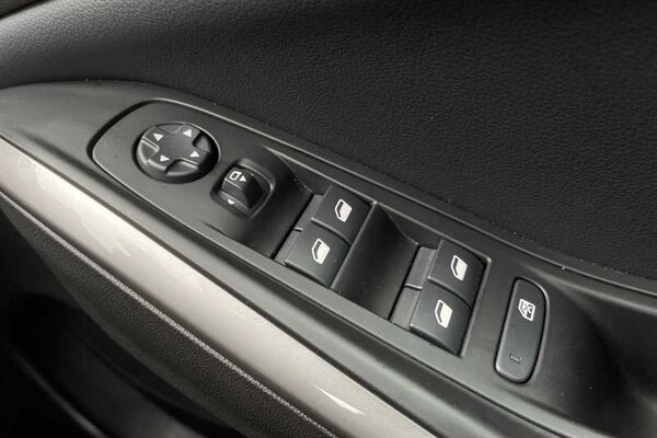 Used Vauxhall Grandland 2023 for sale - 76204504: Photo 16