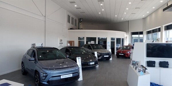 Used Ford Galaxy 2020 for sale - 76155262: Photo 2
