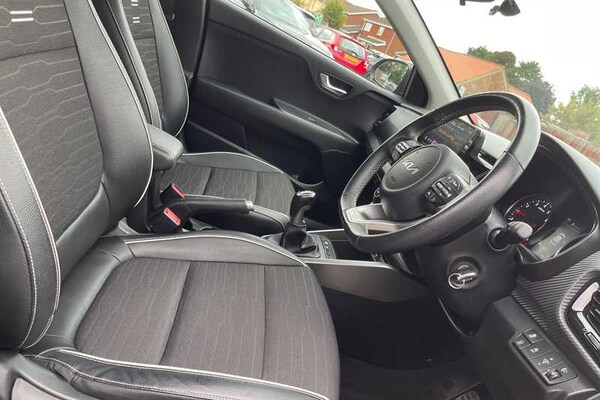 Used Kia Stonic 2022 for sale - 76204242: Photo 36