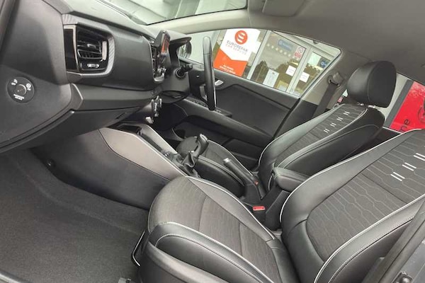 Used Kia Stonic 2022 for sale - 76204242: Photo 41