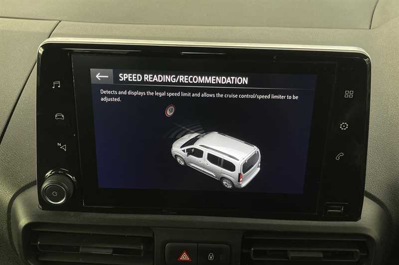 Used Vauxhall Combo Life 2020 for sale - 76705930: Photo 40