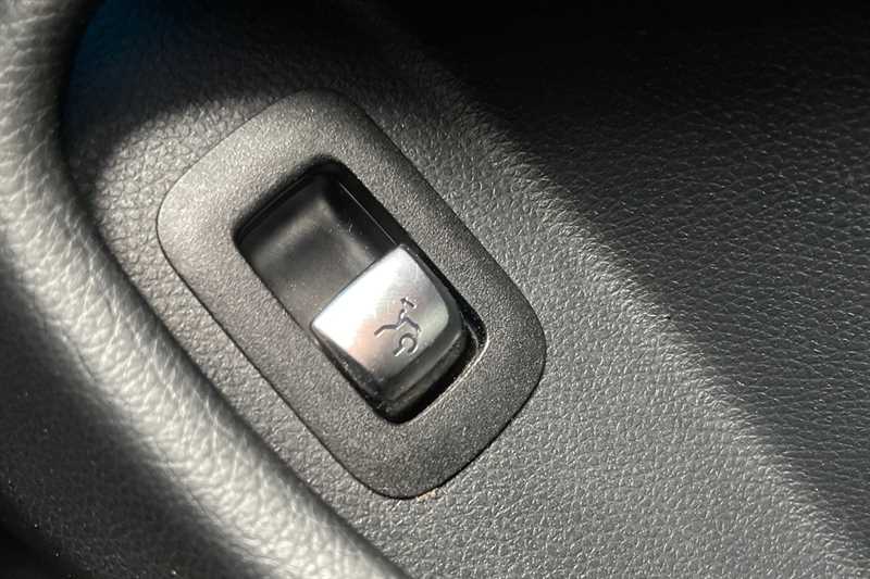 Used Mercedes-Benz C Class 2017 for sale - 77513495: Photo 27