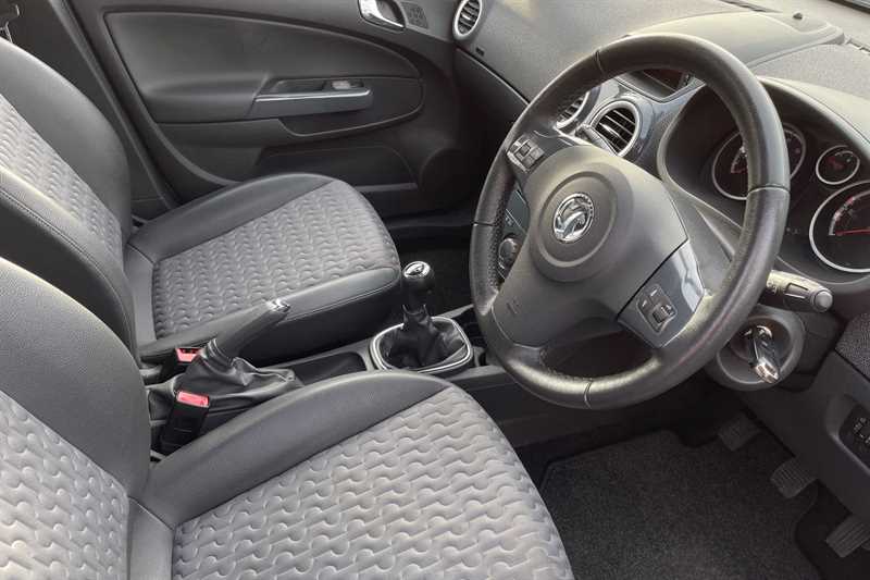 Used Vauxhall Corsa 2012 for sale - 77085057: Photo 11