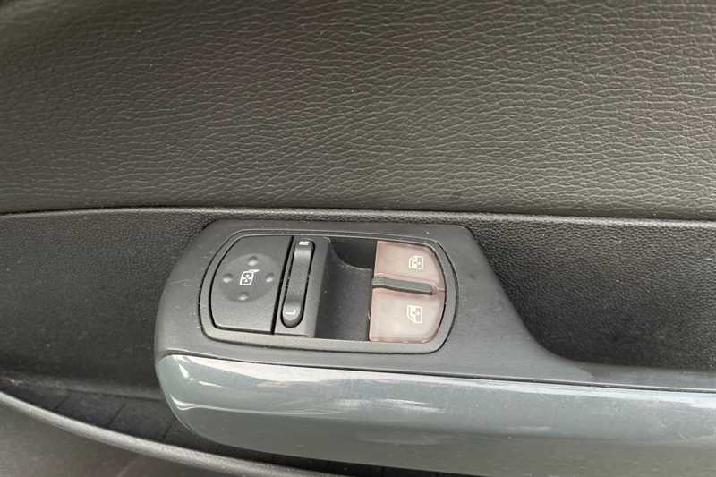 Used Vauxhall Corsa 2012 for sale - 77085057: Photo 17