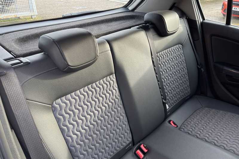 Used Vauxhall Corsa 2012 for sale - 77085057: Photo 24