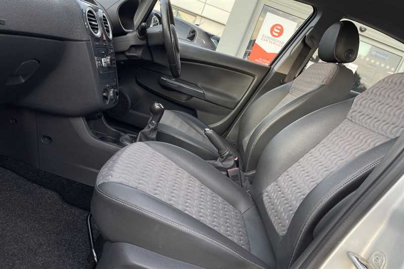 Used Vauxhall Corsa 2012 for sale - 77085057: Photo 40