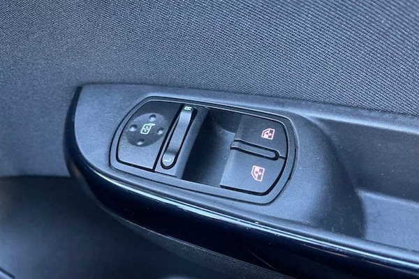Used Vauxhall Corsa 2017 for sale - 76204188: Photo 16