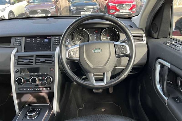 Used Land Rover Discovery Sport for sale - 76204496: Photo 11