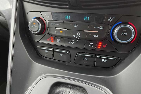 Used Ford Kuga 2019 for sale - 76204240: Photo 15