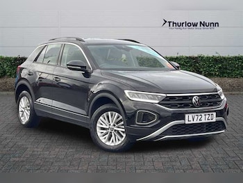 Used Volkswagen T-Roc 2022 for sale - 77471458: Photo