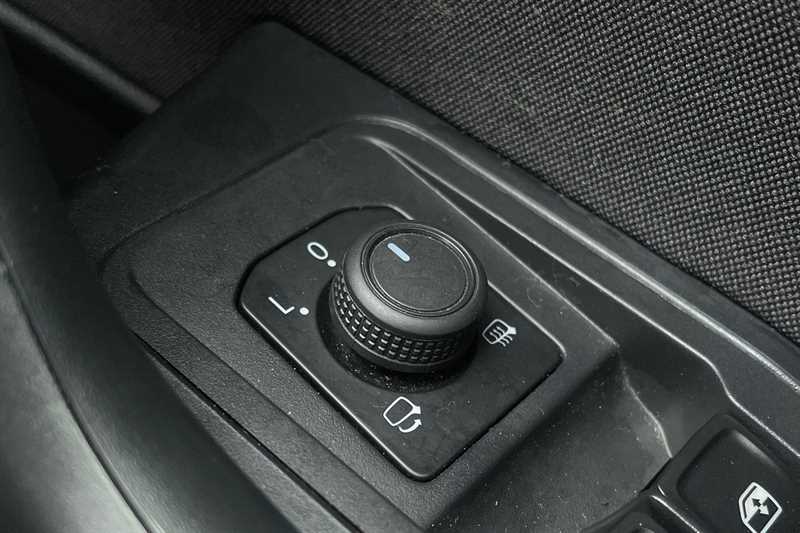 Used Volkswagen T-Roc 2022 for sale - 77471458: Photo 28