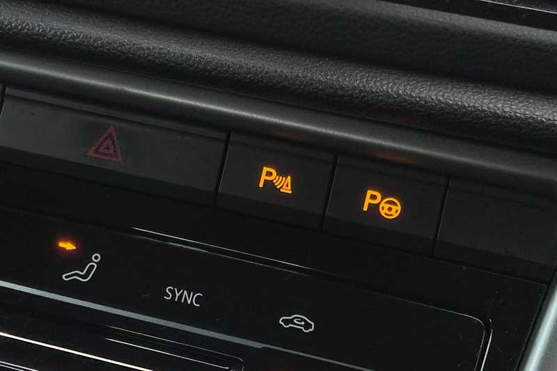 Used Volkswagen T-Roc 2022 for sale - 77471458: Photo 33