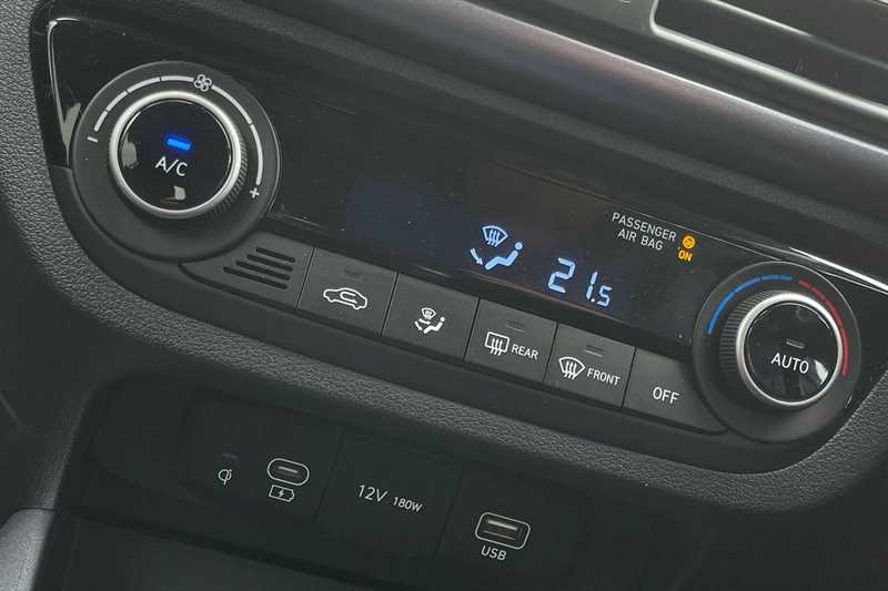 Used Hyundai i10 2024 for sale - 76297708: Photo 34