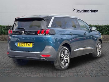 Used Peugeot 5008 2023 for sale - 76328420: Photo