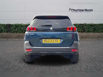 Used Peugeot 5008 2023 for sale - 76328420: Photo