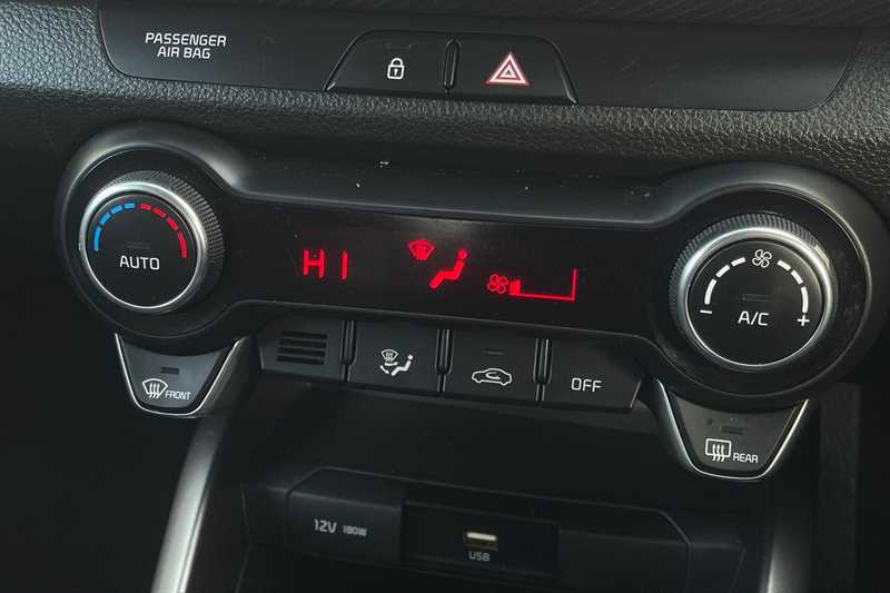 Used Kia Stonic 2022 for sale - 77471907: Photo 15