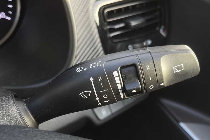 Used Kia Stonic 2022 for sale - 77471907: Photo 28