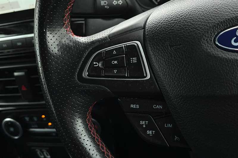 Used Ford Ecosport 2018 for sale - 76773644: Photo 21