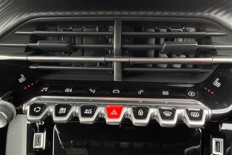 Used Peugeot E-2008 2022 for sale - 77588759: Photo 15