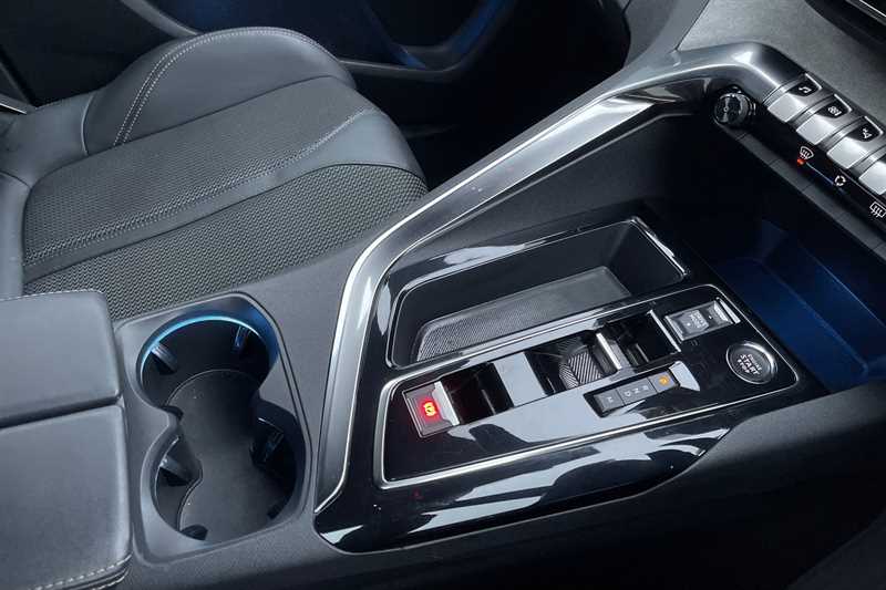 Used Peugeot 3008 2023 for sale - 77513603: Photo 14