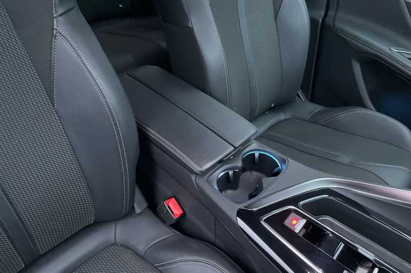 Used Peugeot 3008 2023 for sale - 77513603: Photo 41