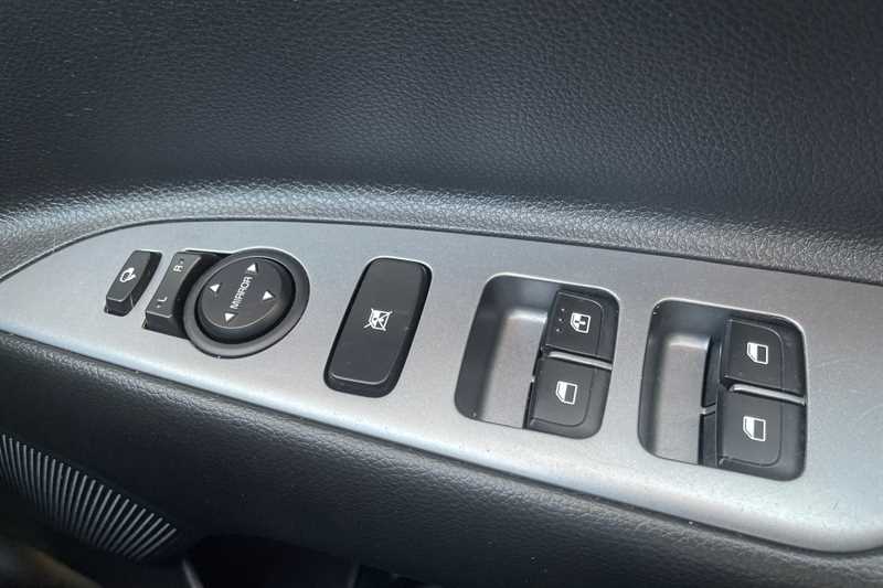 Used Kia Stonic 2022 for sale - 77513564: Photo 16