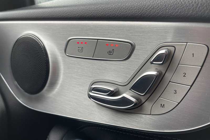 Used Mercedes-Benz C Class 2017 for sale - 77471280: Photo 25