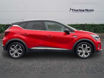 Used Renault Captur 2022 for sale - 77146229: Photo