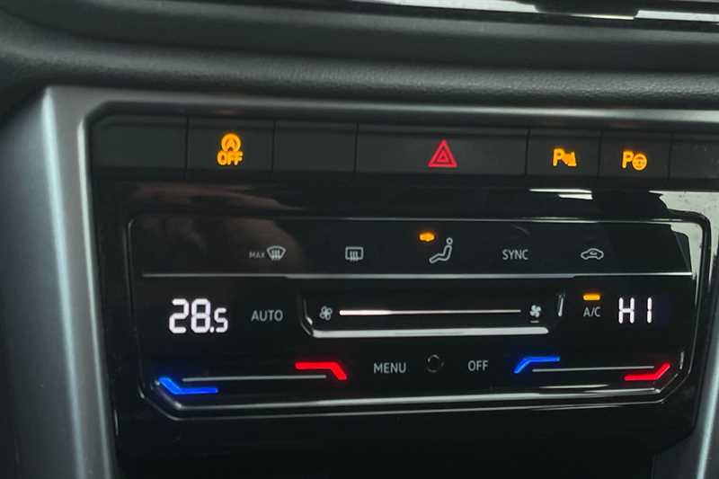 Used Volkswagen T-Roc 2022 for sale - 77513349: Photo 34