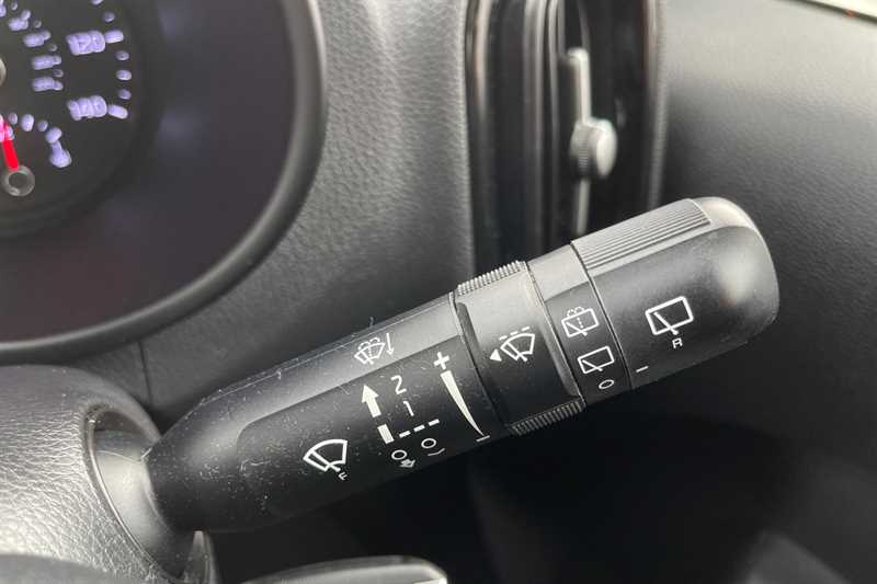 Used Kia Picanto 2018 for sale - 76400885: Photo 28