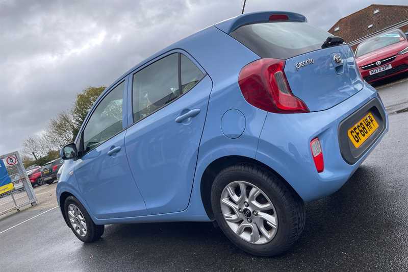 Used Kia Picanto 2018 for sale - 76400885: Photo 52