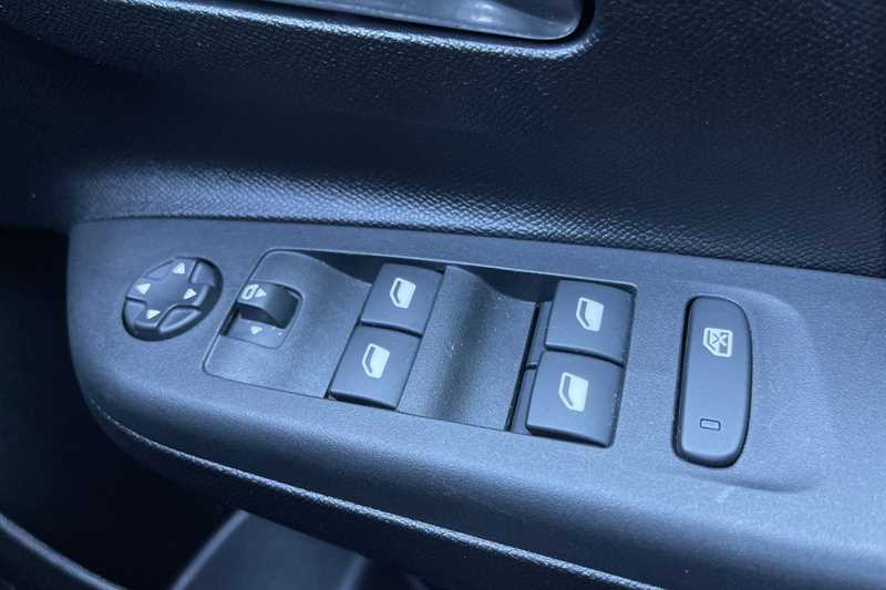 Used Vauxhall Corsa 2024 for sale - 76204246: Photo 16