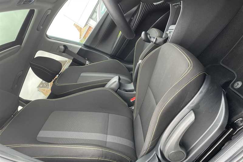 Used Hyundai i20 2024 for sale - 77471858: Photo 37