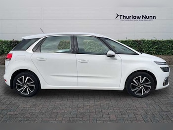 Used Citroen C4 Picasso 2018 for sale - 76297689: Photo