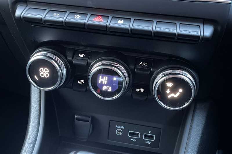 Used Renault Captur 2022 for sale - 77526353: Photo 15