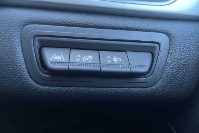 Used Renault Captur 2022 for sale - 77526353: Photo 25