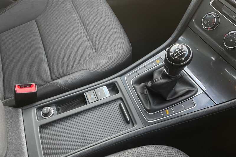 Used Volkswagen Golf 2018 for sale - 77146833: Photo 15