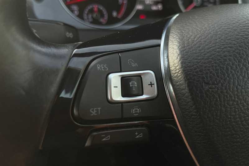 Used Volkswagen Golf 2018 for sale - 77146833: Photo 22