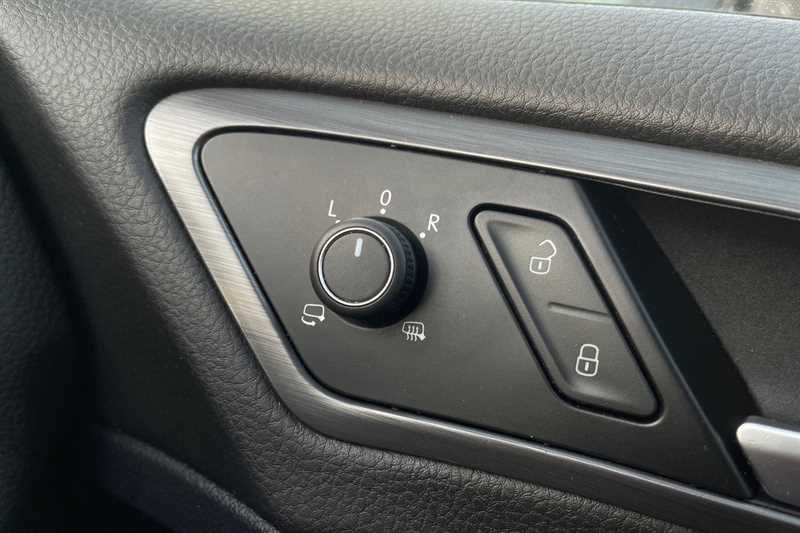 Used Volkswagen Golf 2018 for sale - 77146833: Photo 27