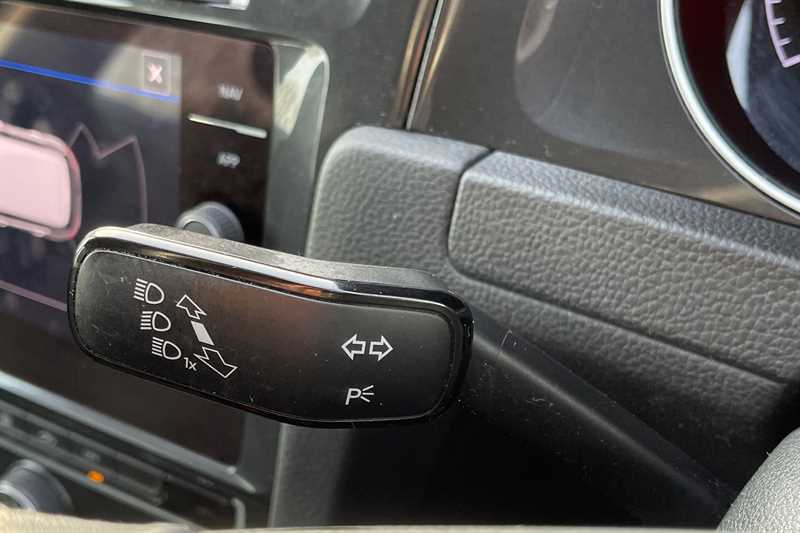 Used Volkswagen Golf 2018 for sale - 77146833: Photo 29