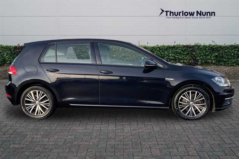 Used Volkswagen Golf 2018 for sale - 77146833: Photo 3