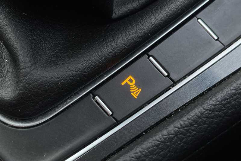 Used Volkswagen Golf 2018 for sale - 77146833: Photo 33